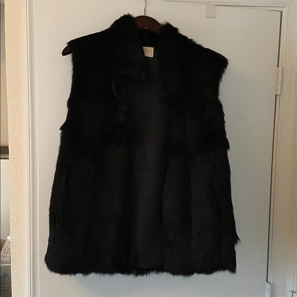 Black Michael Kors Rabbit Fur Vest Size Medium - Picture 2 of 5